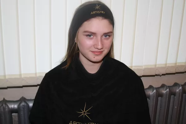 Pirms make up uzlikšanas