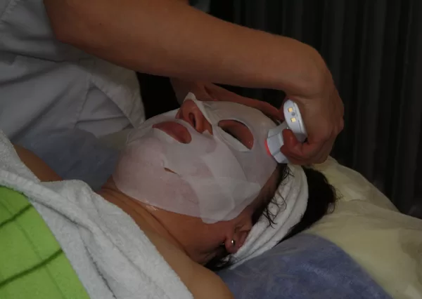 Jonoforēze ar 3D vibrāciju